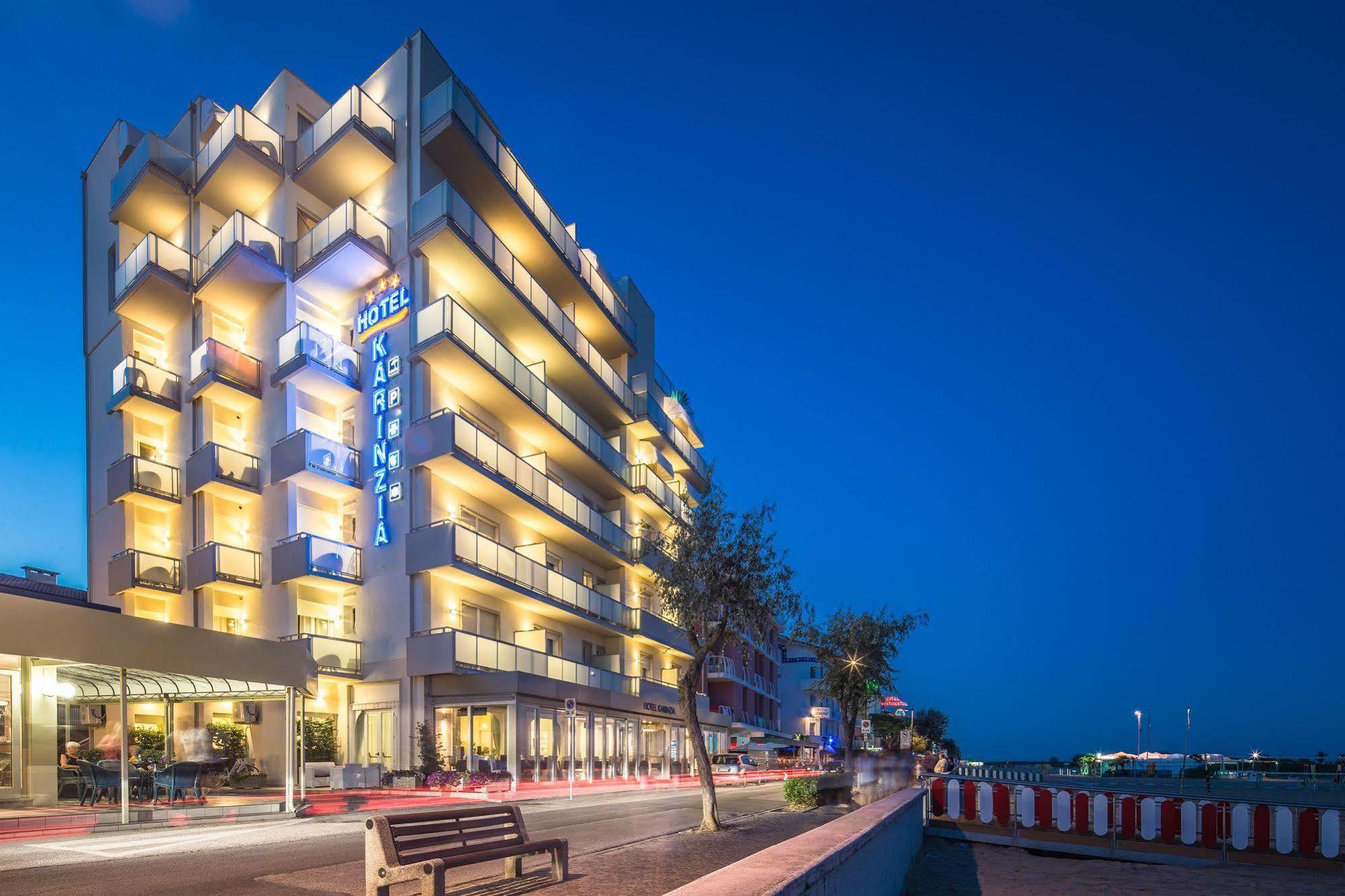 Hotel Karinzia Caorle Bagian luar foto